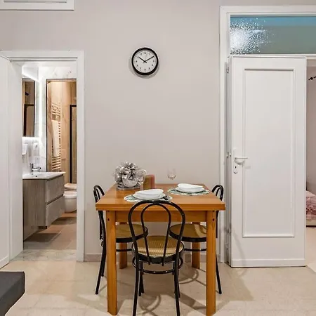 Splendida Casa Fronte Mare Con Clima E Parcheggio Apartment *